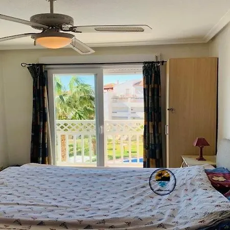 Lmha22 Marinesco 2, One Bedroom With Pool View Lägenhet *