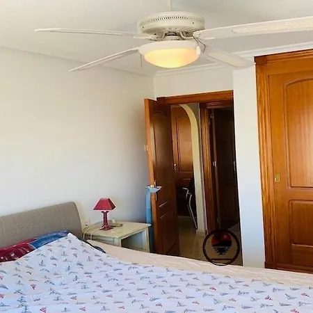 Lmha22 Marinesco 2, One Bedroom With Pool View Lägenhet