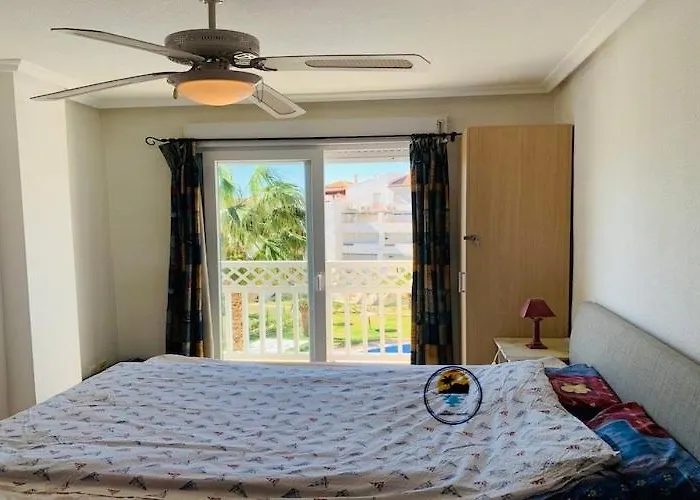 Lmha22 Marinesco 2, One Bedroom With Pool View Lejlighed *