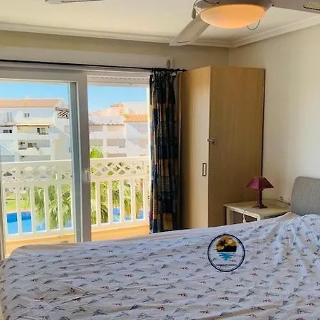 Lmha22 Marinesco 2, One Bedroom With Pool View Apartament