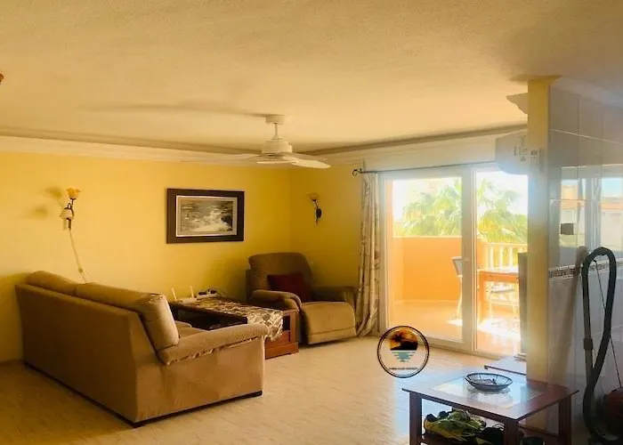 Appartement Lmha22 Marinesco 2, One Bedroom With Pool View